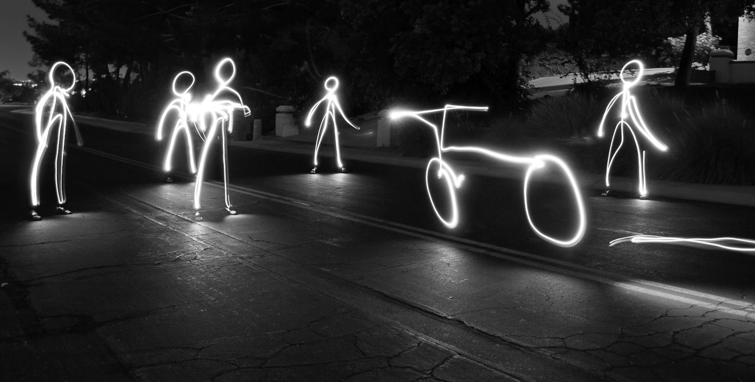 22 Spectacular Light Painting Photography Ideas For Beginners