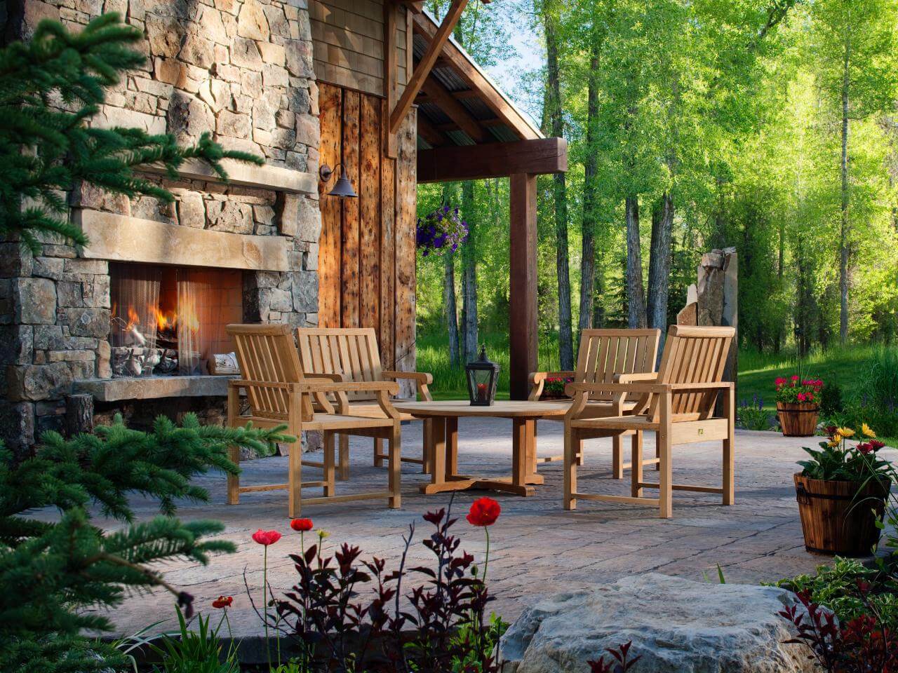 15+ Enhancing Backyard Patio Design Ideas For Small Spaces