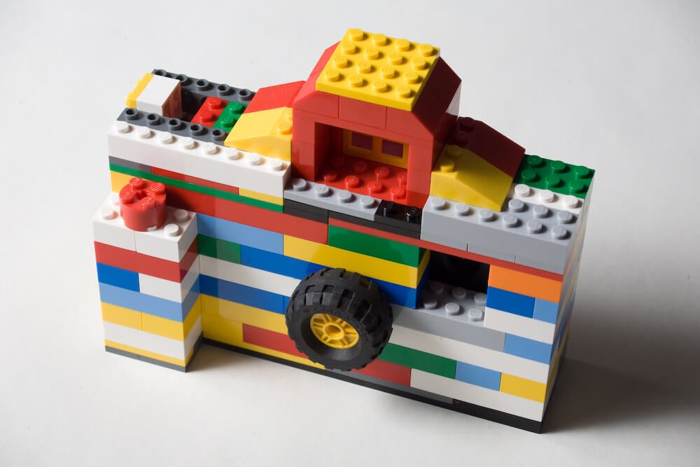 25 Smart And Highly Creative Lego Crafts That Will Inspire You – DIY Art