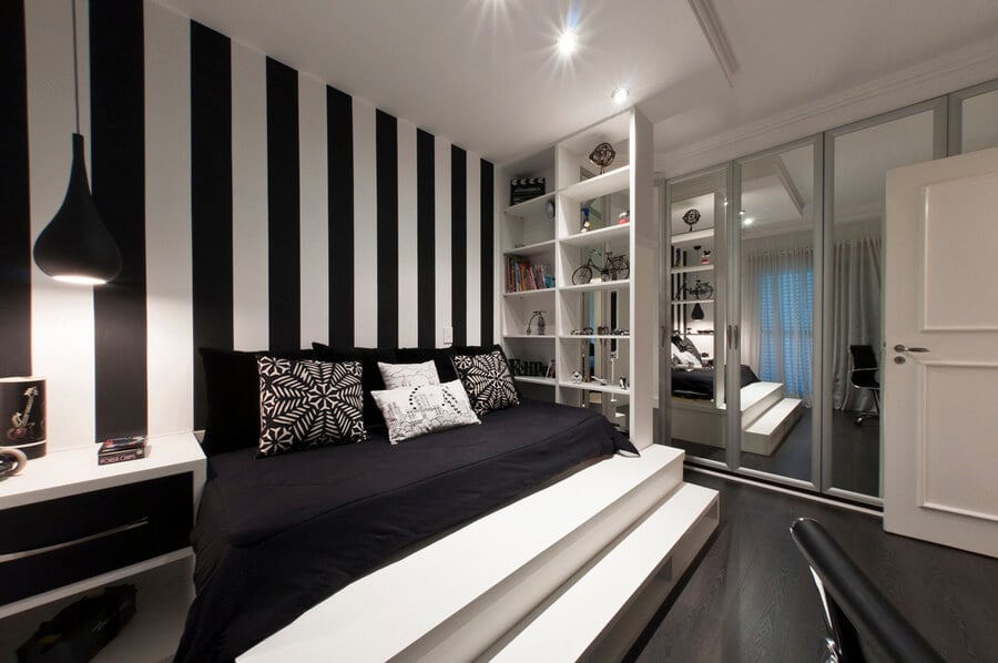 Black And White Interior Design Ideas: Modern Apartment By