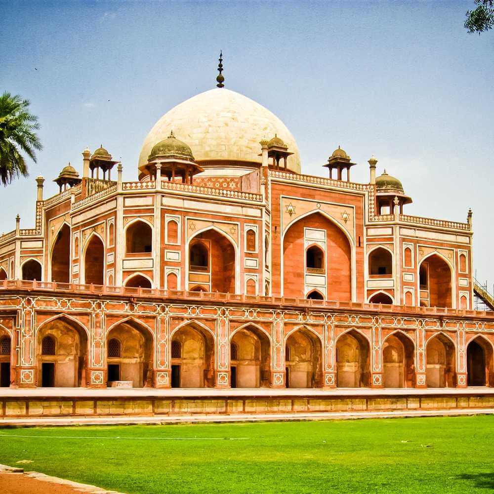 Top 10 The Greatest Historical Places In India Photos 5661