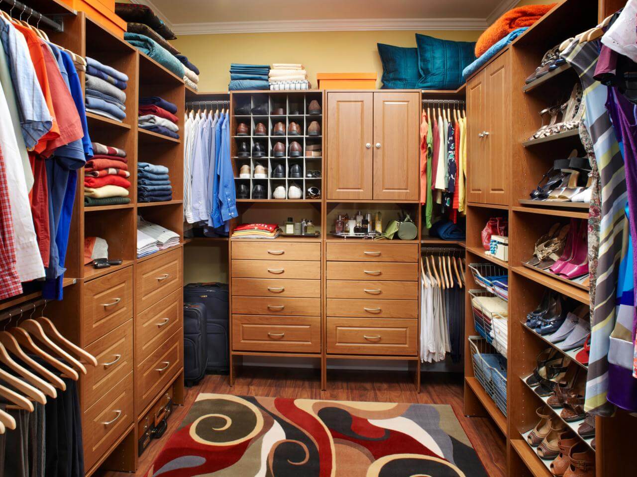 Crafted Shoe Closet Ideas