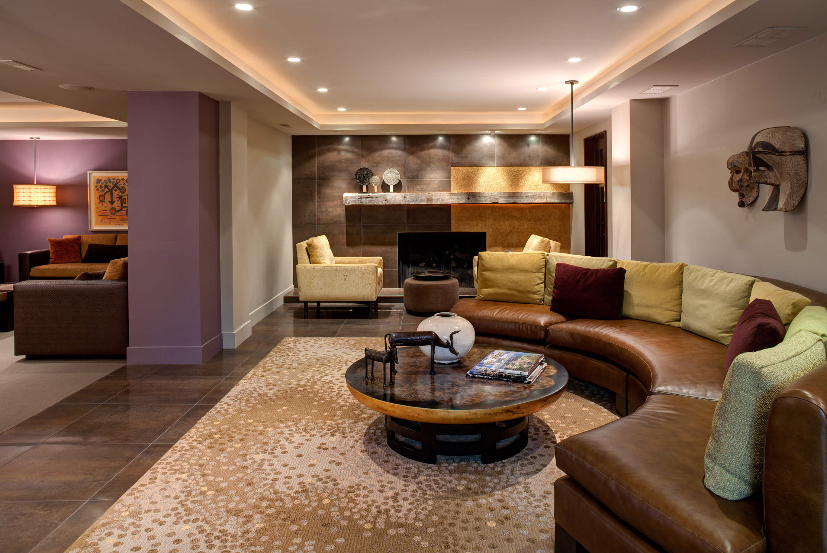 Decorate Your Hall With Attractive Classy Curved Sofa Design