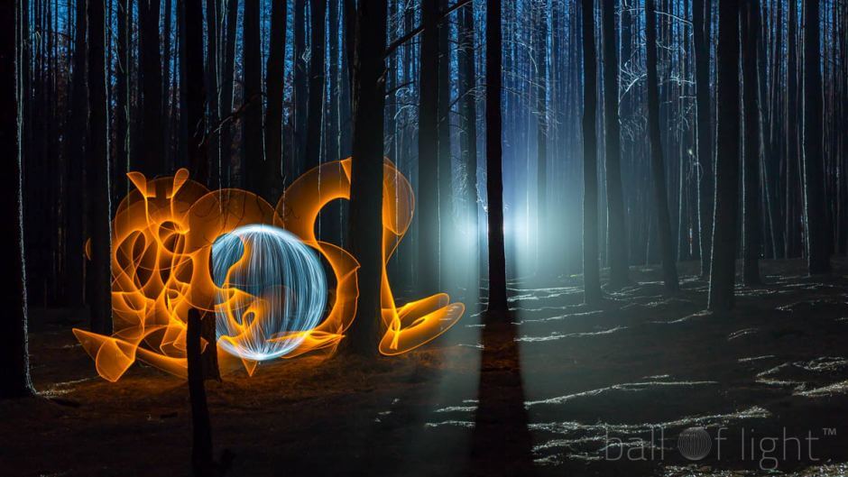 22 Spectacular Light Painting Photography Ideas For Beginners