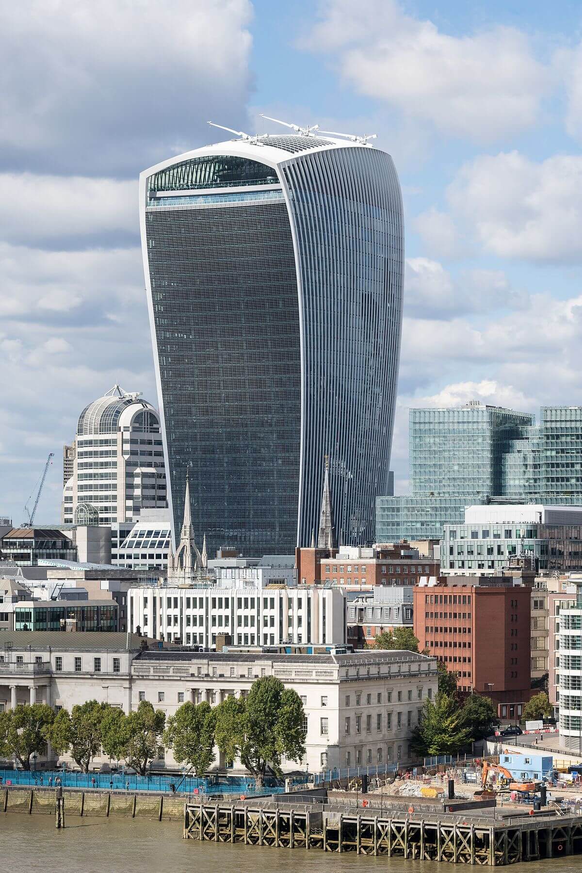 23 Most Famous Buildings In London Must Visit During London Trip