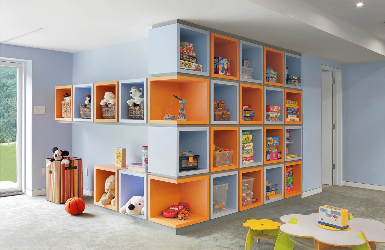 Shelf design