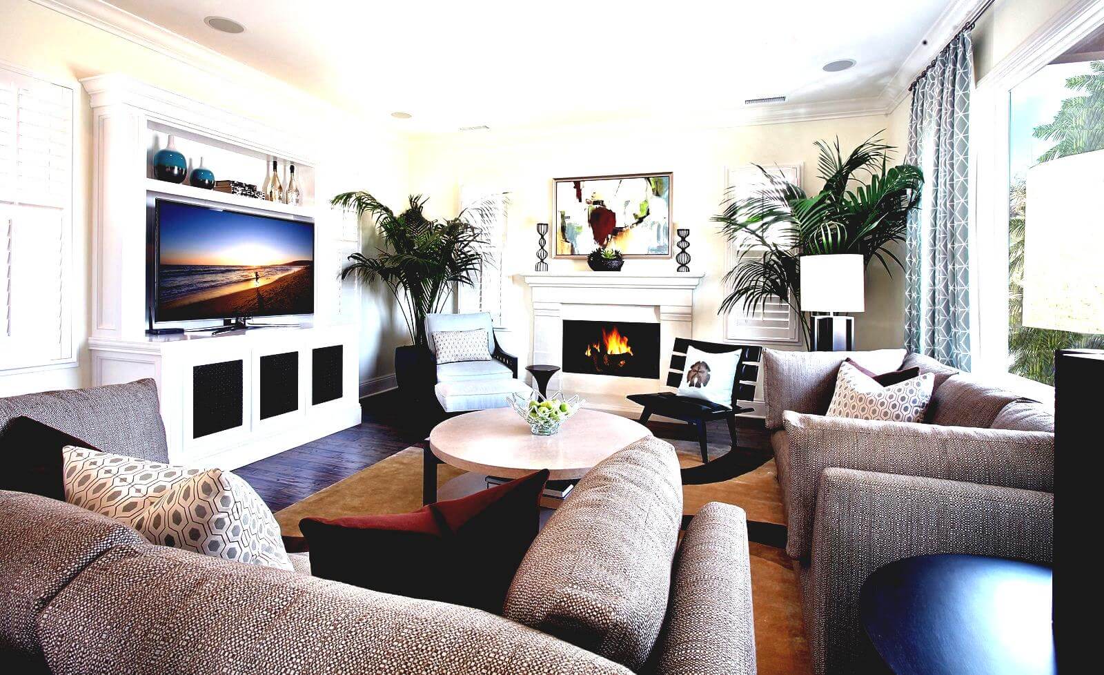 tropical living room
