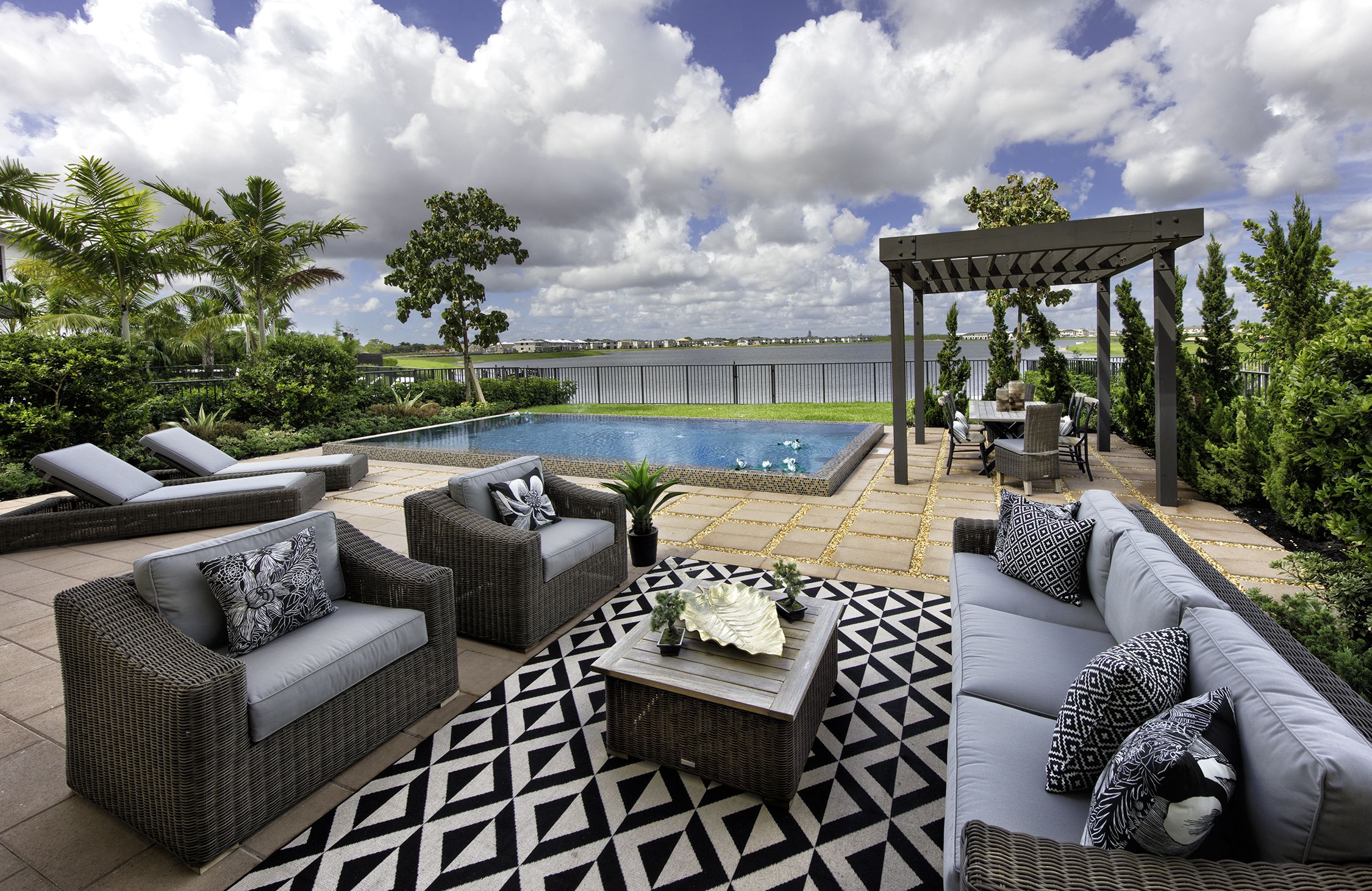 5 Tips to decorating your vacation home in Miami