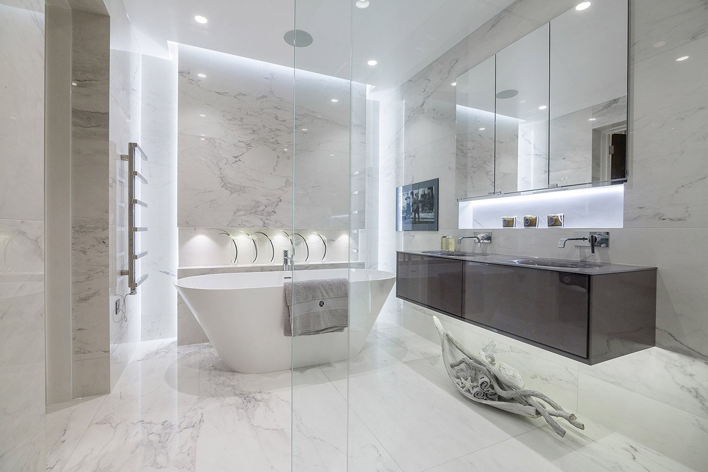 Luxurious Bathroom Design