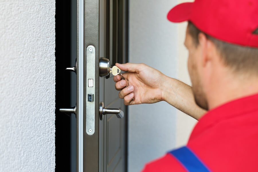 best time to hire locksmith