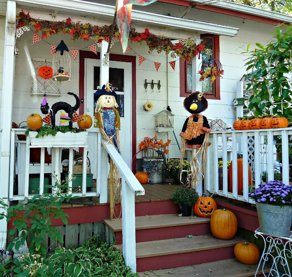 halloween front porch decoration