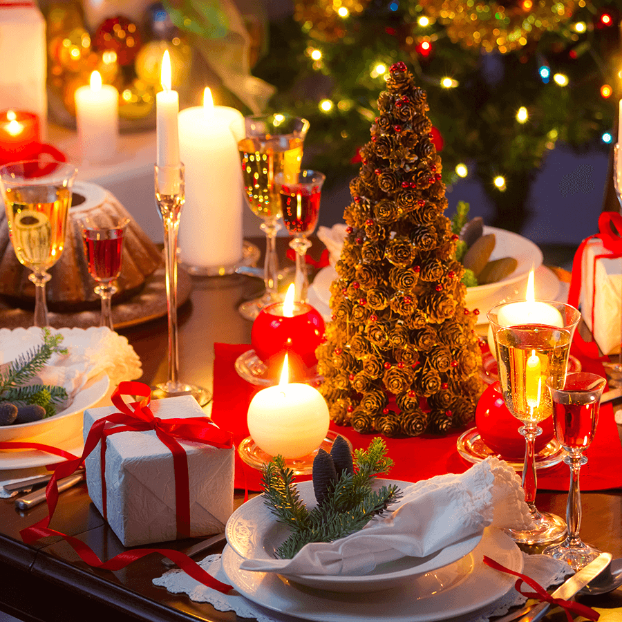 Creative Christmas Tablescapes