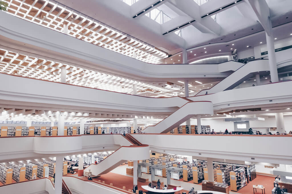 Why Toronto Reference Library Is The Best One!