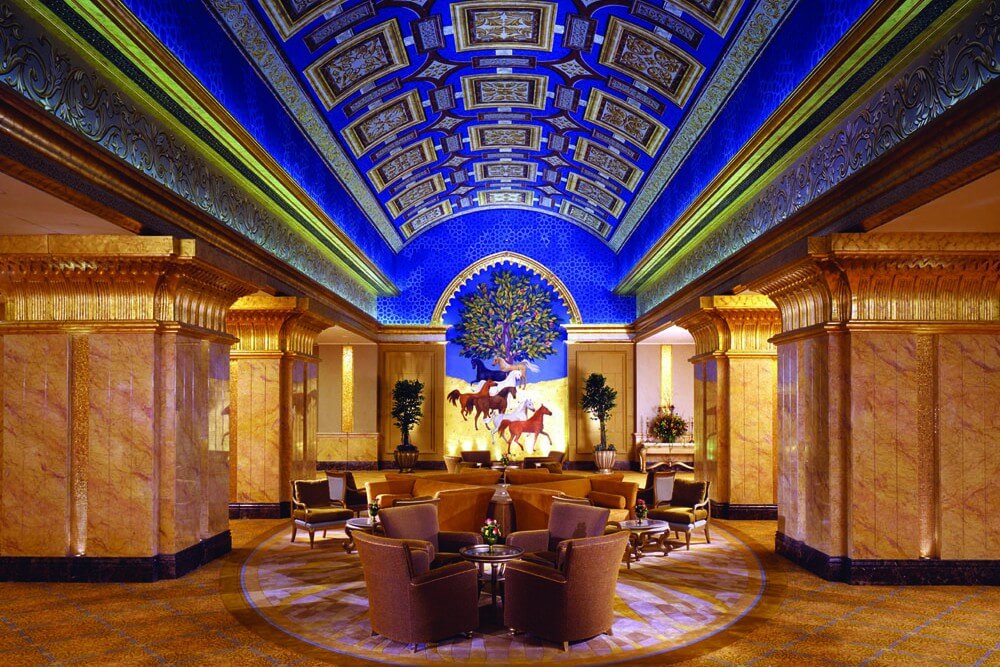 The Hotel You Should Not Miss : Emirates Palace Abu Dhabi