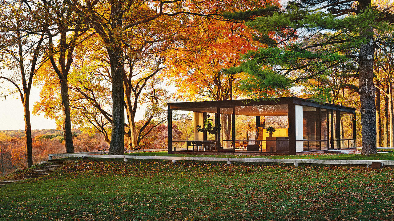 To Know About The Beautiful Philip Johnson Glass House