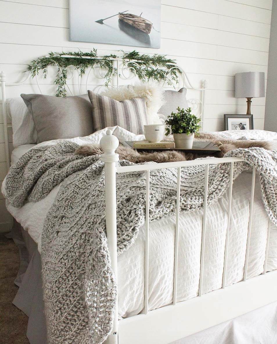  Bedroom Decor with The Seasons