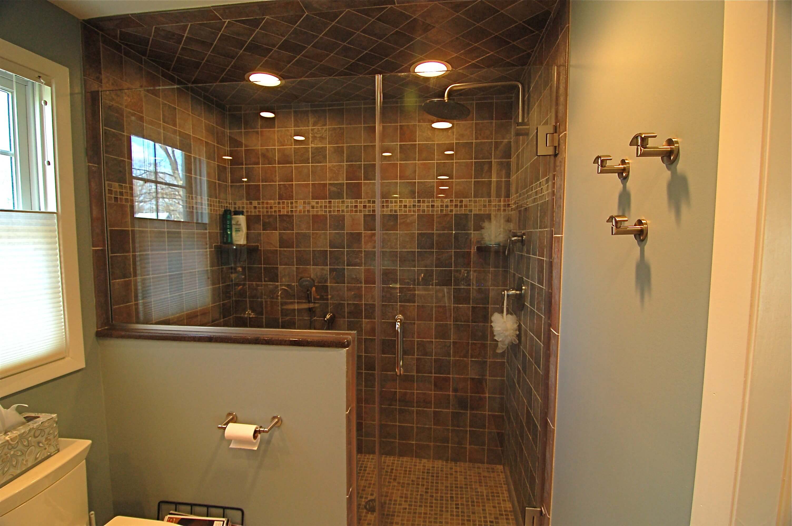 Walk In Shower Ideas - Make Your Bathroom Elegant