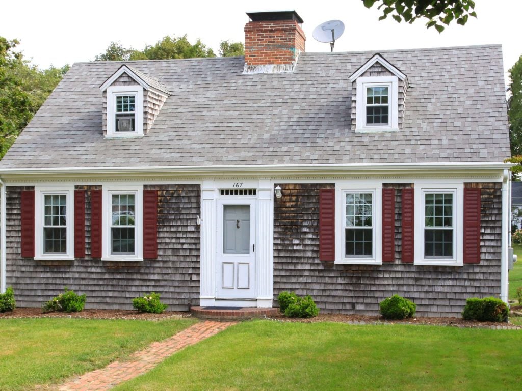 colonial style house