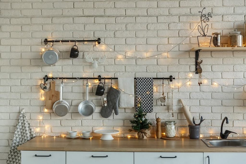 how to decorate kitchen for Christmas