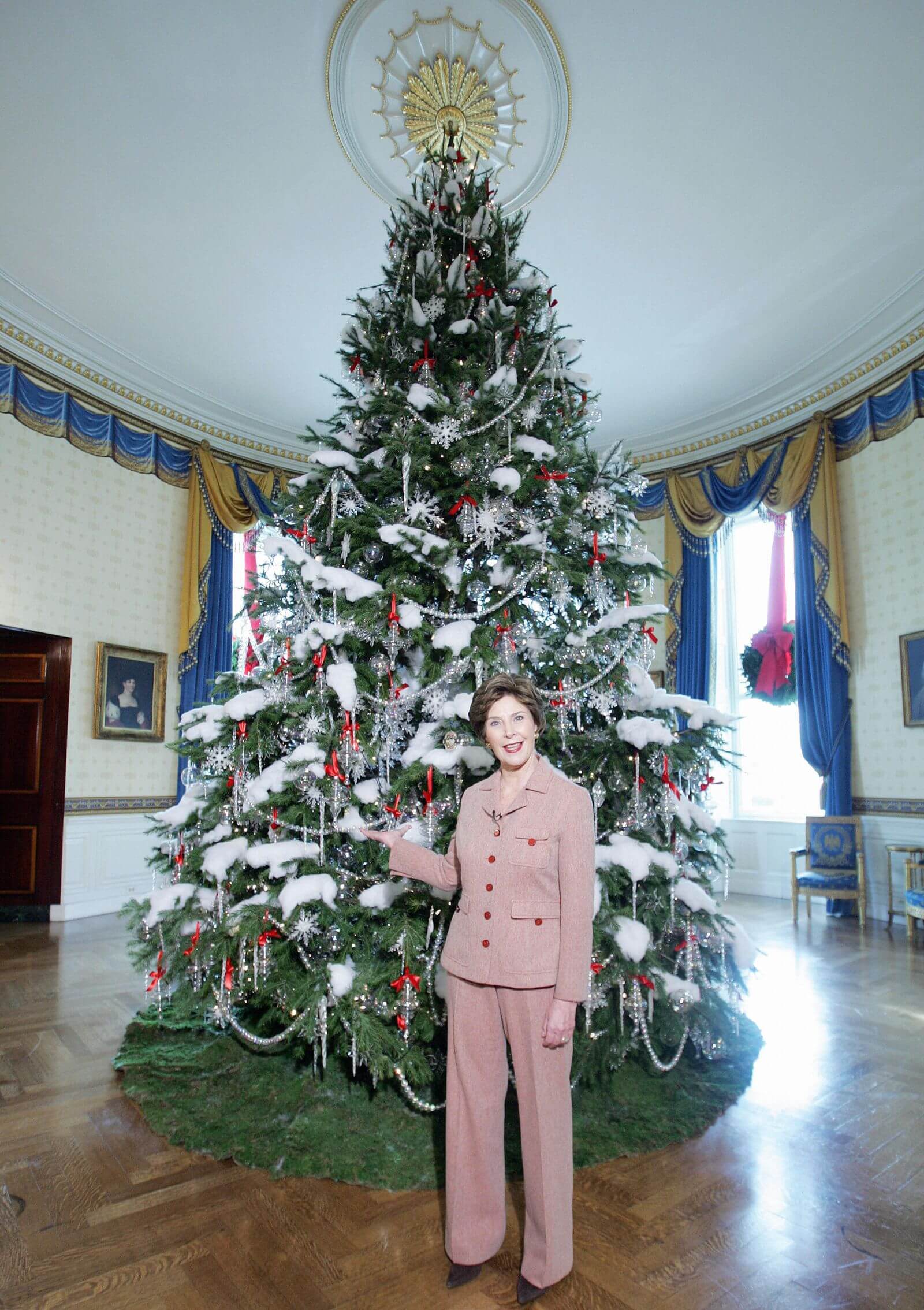 Laura Welch Bush 2006 white house Christmas decoration