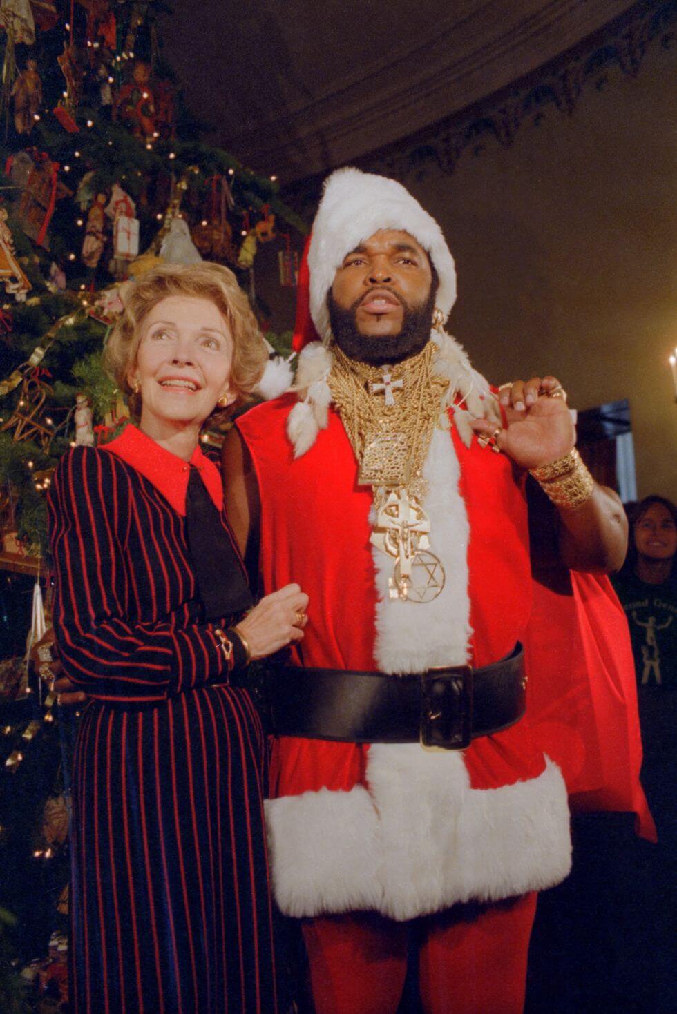 Nancy Davis Reagan 1983 white house Christmas decoration