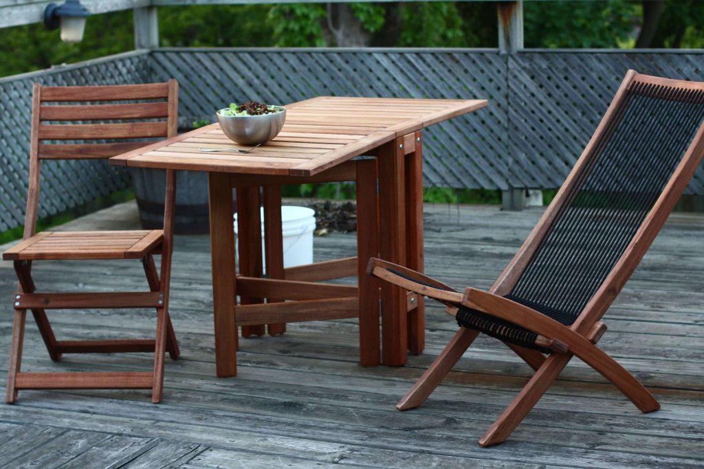 How To Maximize Patio by Folding Furniture 