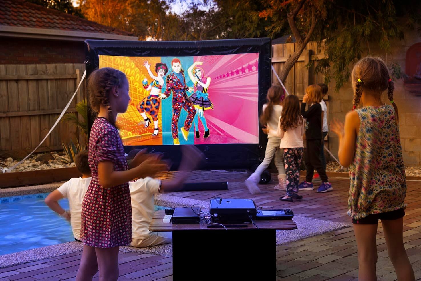 Build an Outdoor Cinema for Kid Friendly Backyard