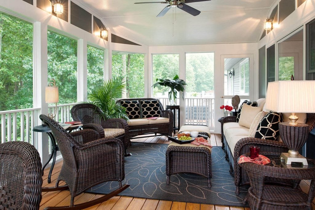 8 Best Screen Porch Ideas That Will Rock Your Entrance Area