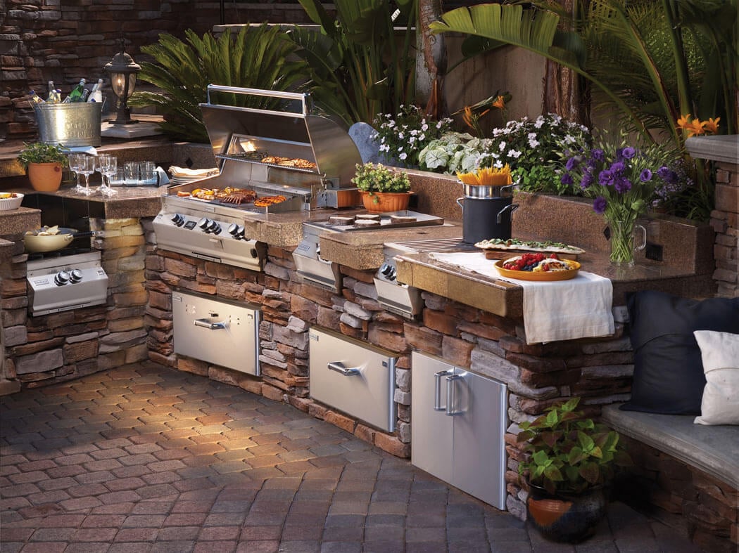 Have an Outdoor Kitchen Built