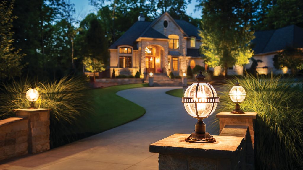 modern home outdoor lighting