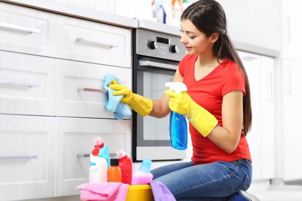 How to Clean and Maintain Your Cabinets
