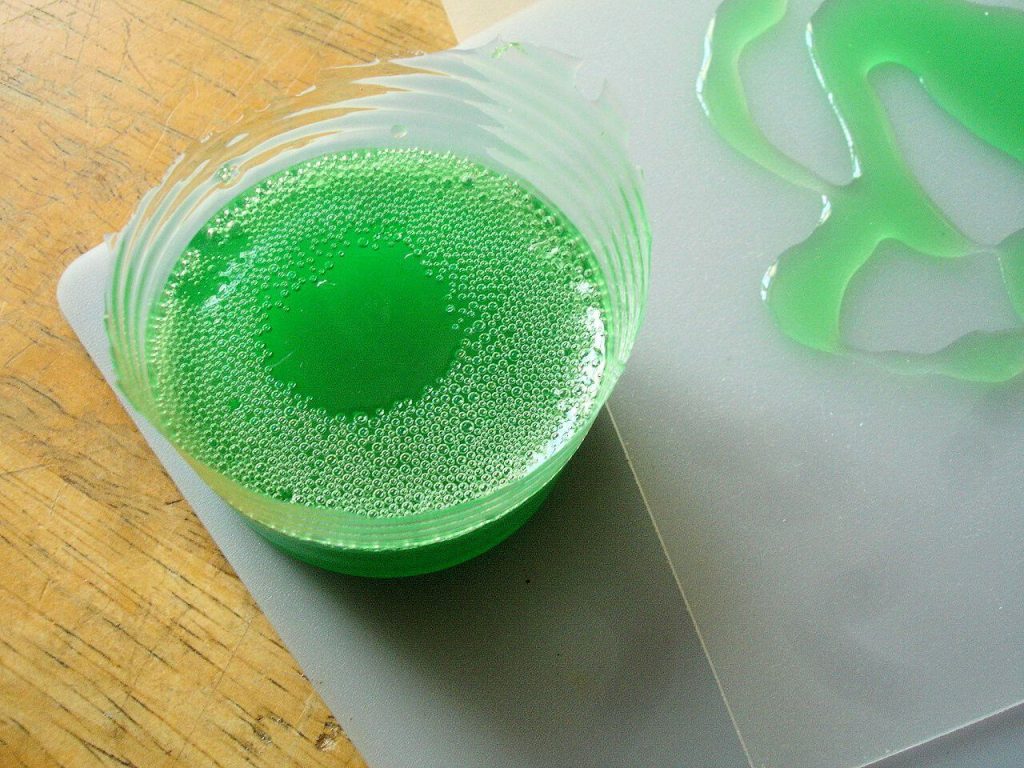 how-to-use-uv-resistant-resin-epoxy-super-easy-guides-architectures