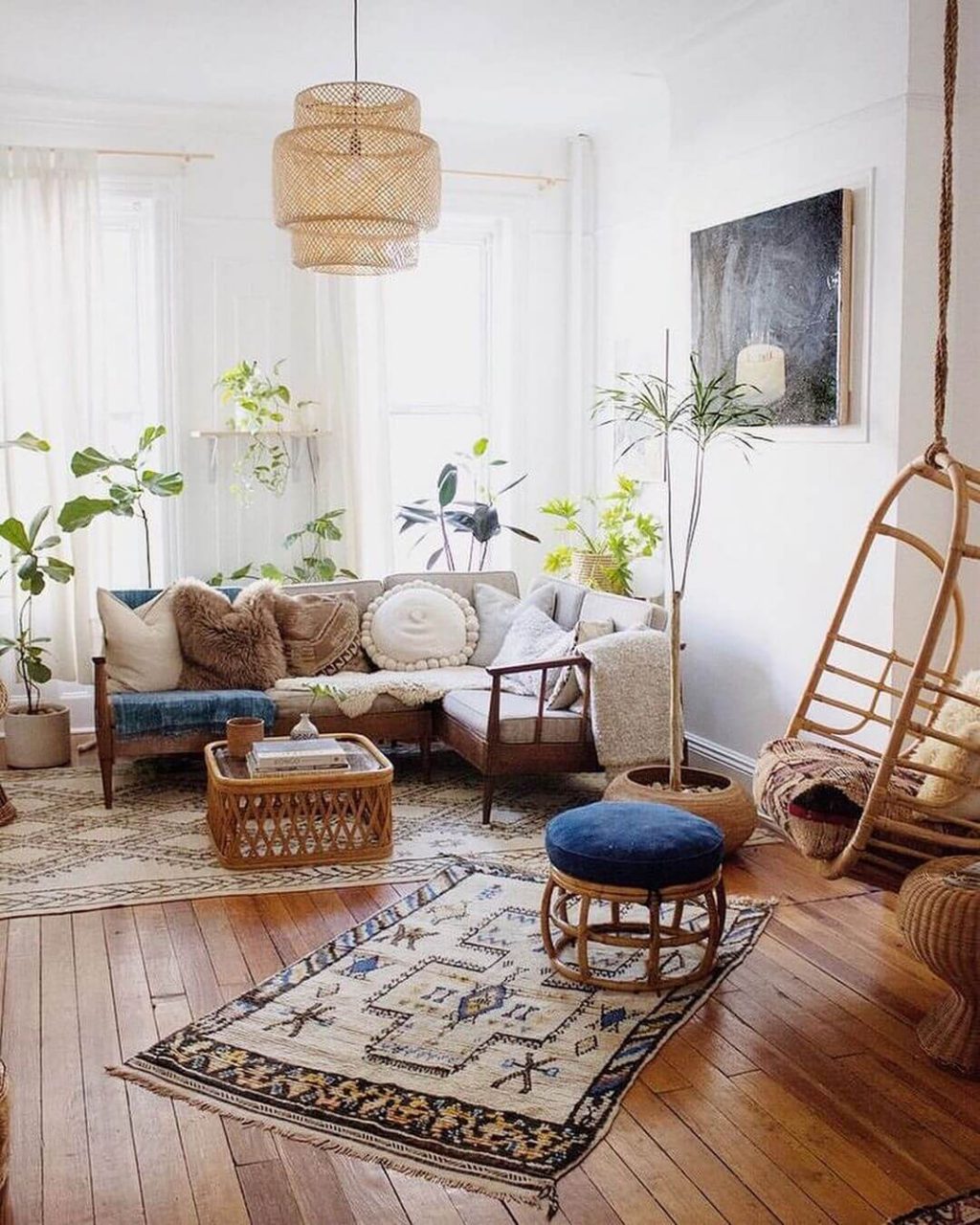 Unique Bohemian Living Room On A Budget with Simple Decor