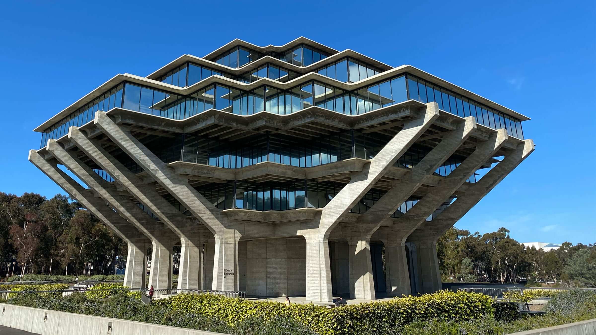 Brutalist Architecture Style – Appreciated and Hated In Equal : A astonishing photo capturing a stunning scenery. Its tones are striking and blend ideally. Its arrangement looks fantastic, with the particulars are highly clear.