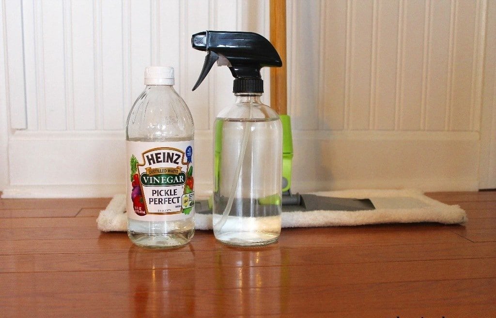 Wood Laminate Flooring Cleaning, Can You Use Vinegar To Clean Laminate Floors