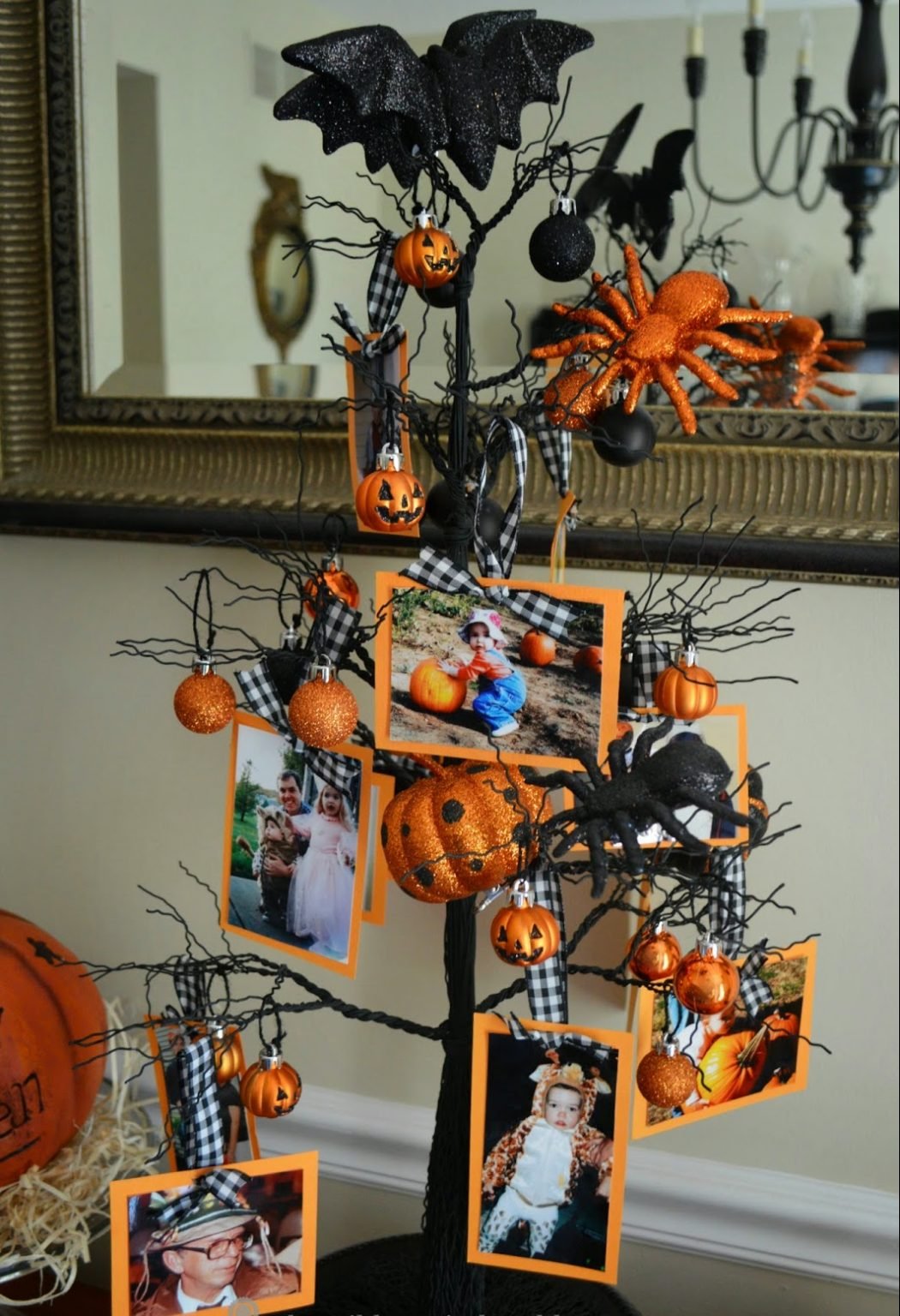 Best Halloween Christmas Tree Decoration Ideas of 2024 - Architectures 