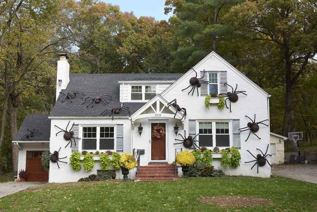 halloween house decoration 