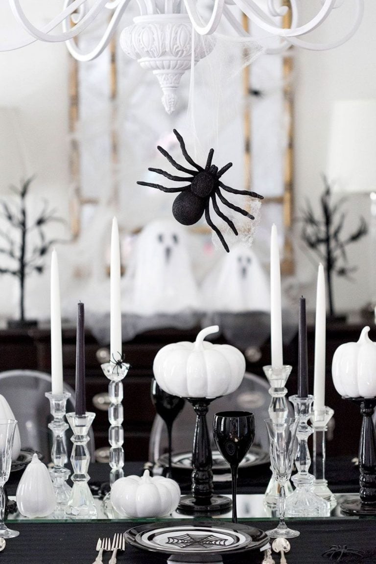 Spectacular Halloween Table Decoration Ideas You Can Easily DIY ...