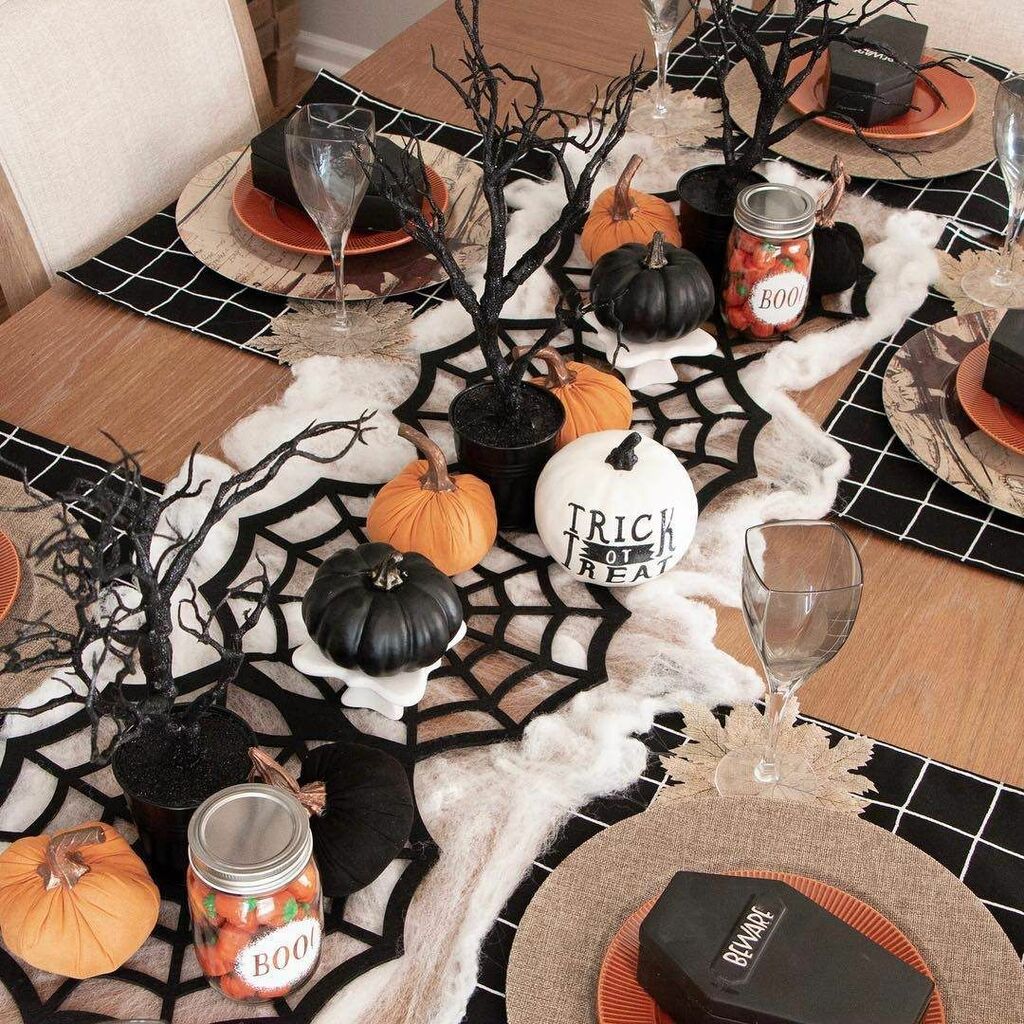 halloween table decoration 