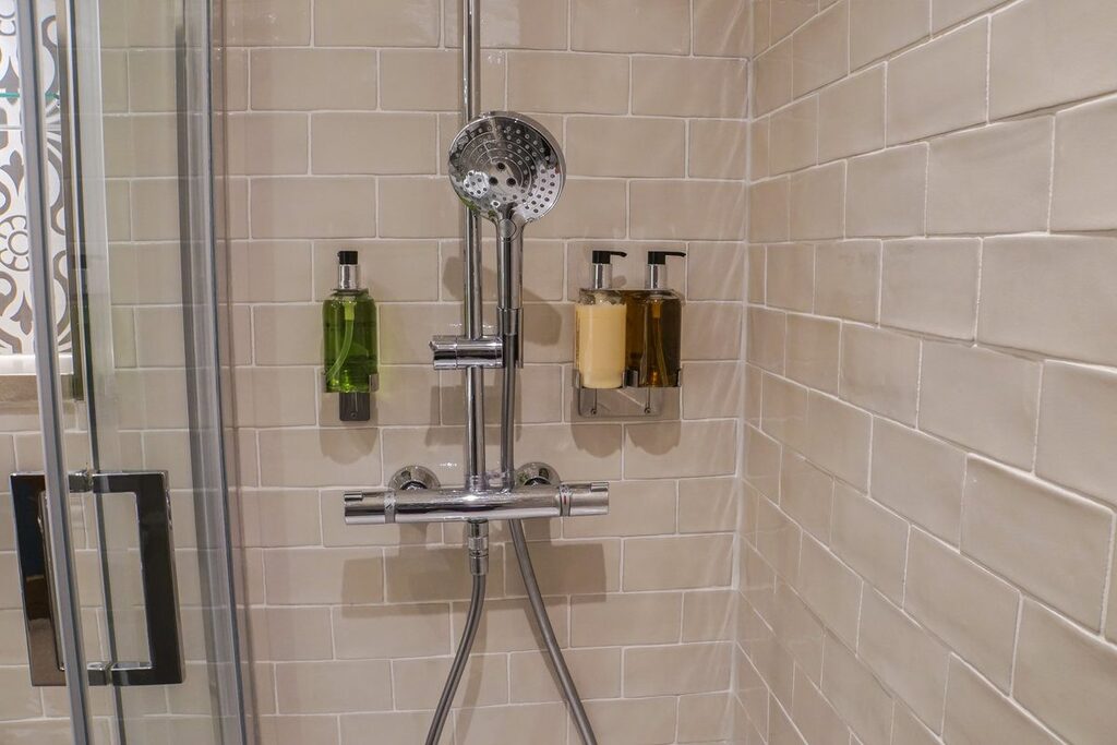 shower floor tile