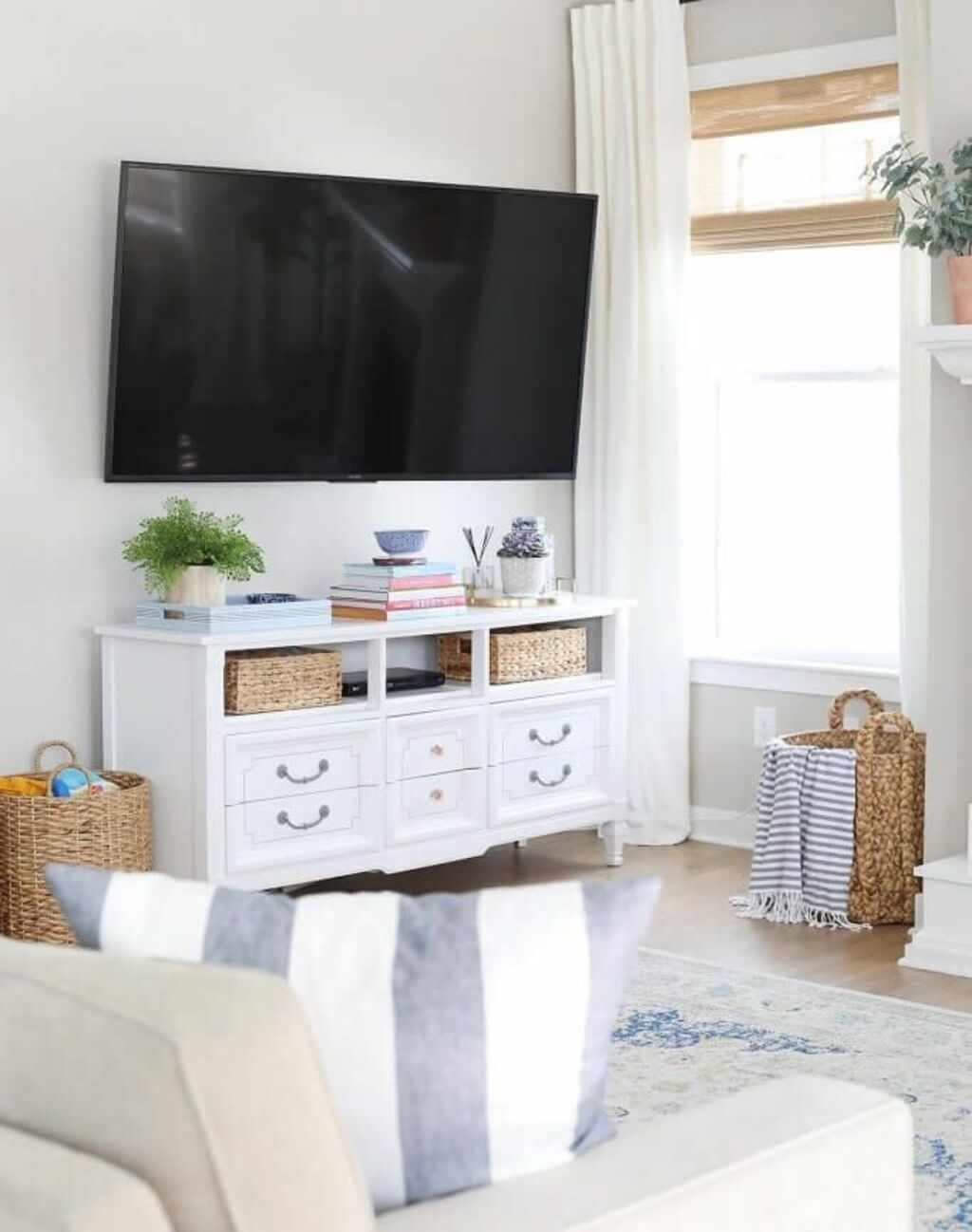 DIY TV Stand Ideas 18 18+ Pocket Friendly Ideas For Home