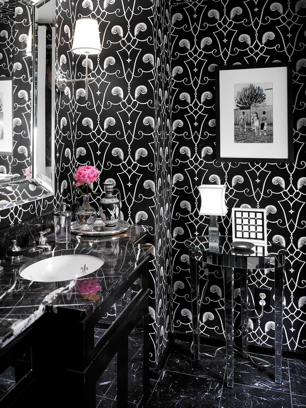 9 Designer Bathroom Wallpaper Ideas to Recreate Beautiful Walls