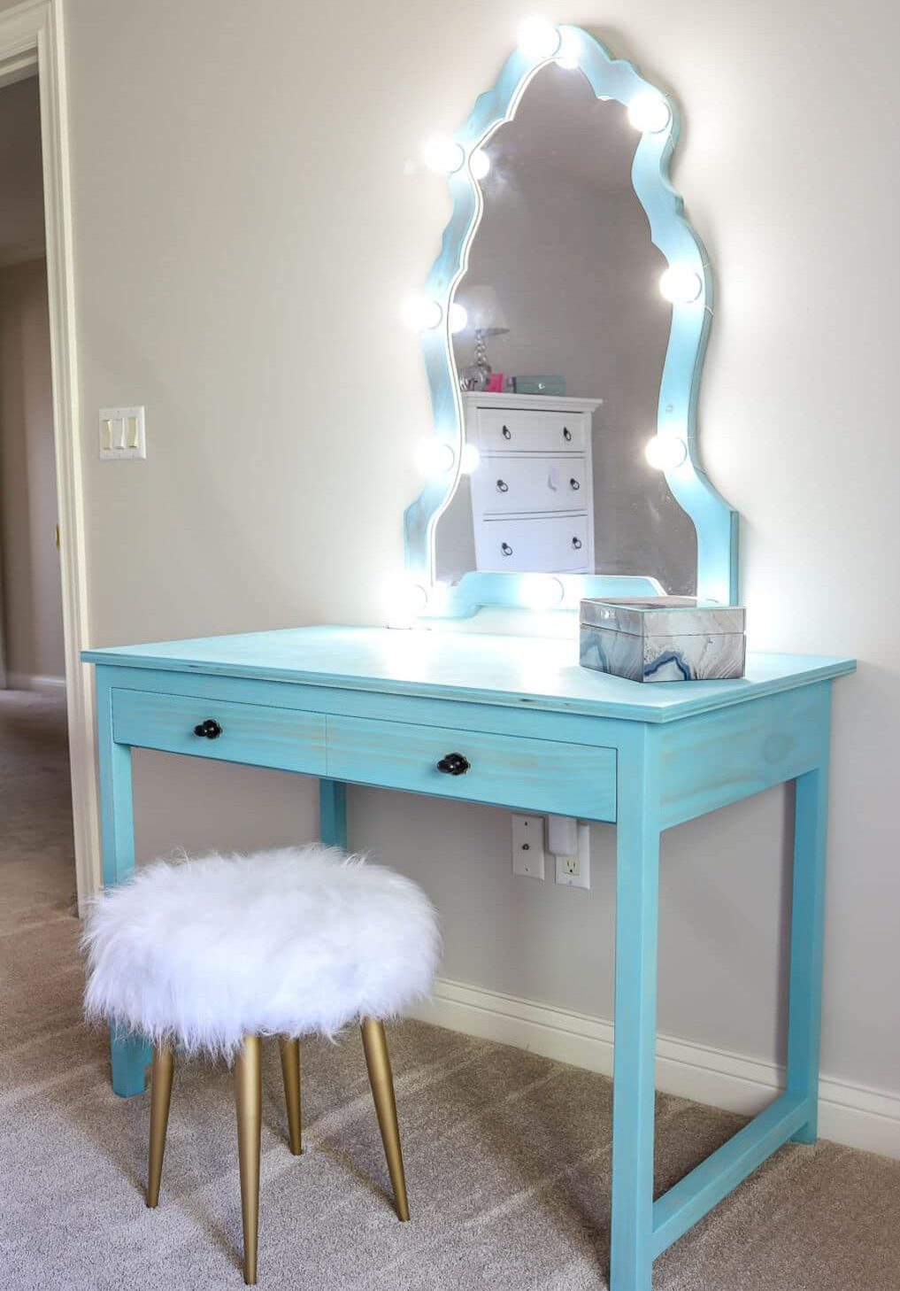 Diy Vanity Table 15 Beautiful Super Easy Ideas For You