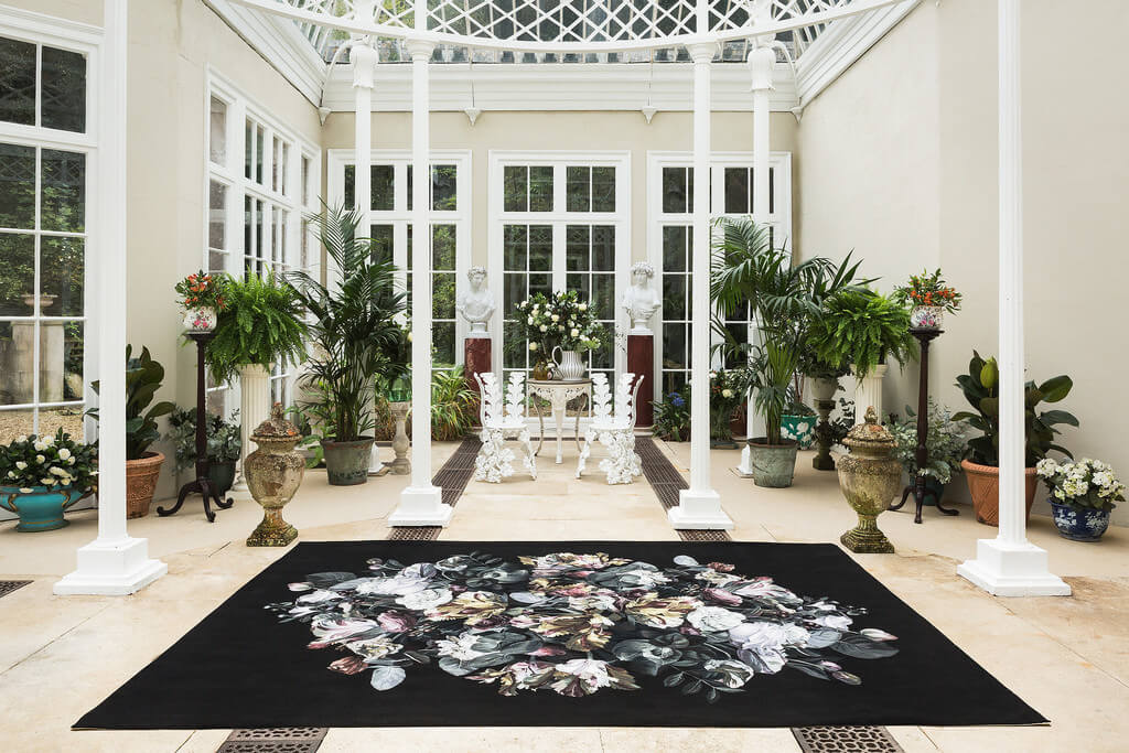 Glam Black rugs 