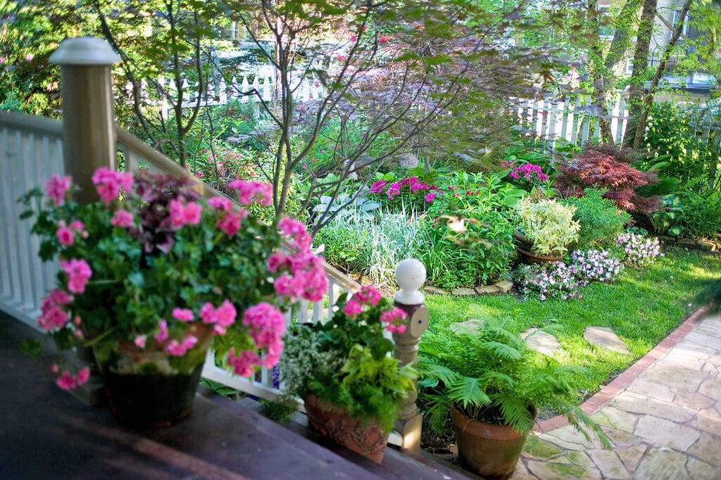 Strategies for Landscaping Your Front Yard