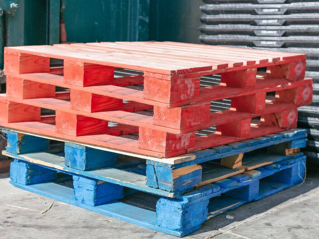 Buying Wooden Pallets