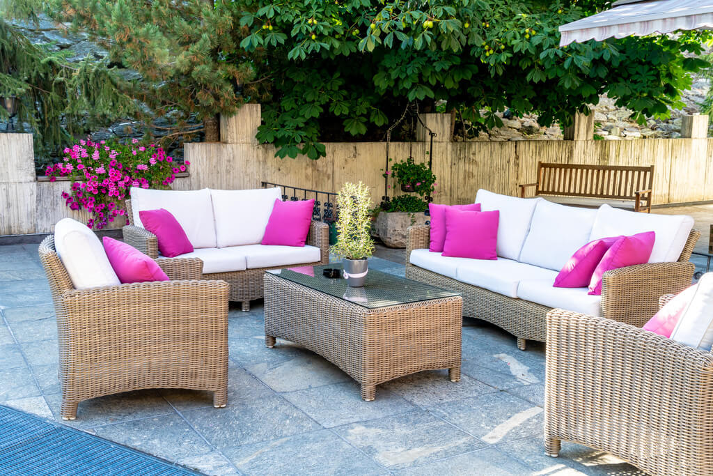 Select Eco-Friendly Outdoor Decors and Furniture