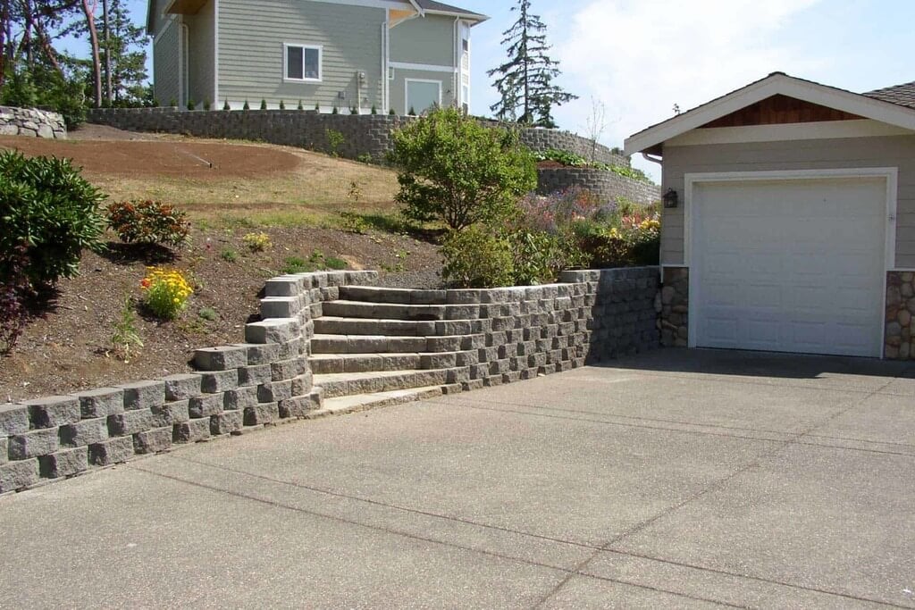Get To Know About The Weight That Retaining Walls Can Hold - How Much Weight Can A Cinder Block Wall Hold