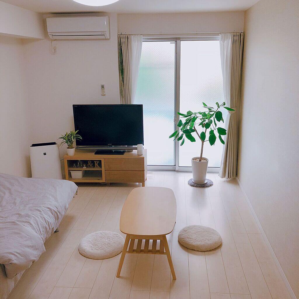Small Japanese Bedroom