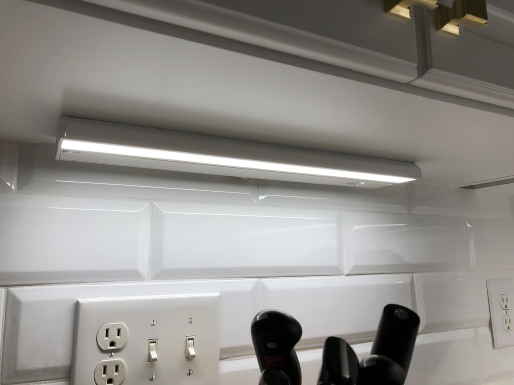 best under cabinet lighting
